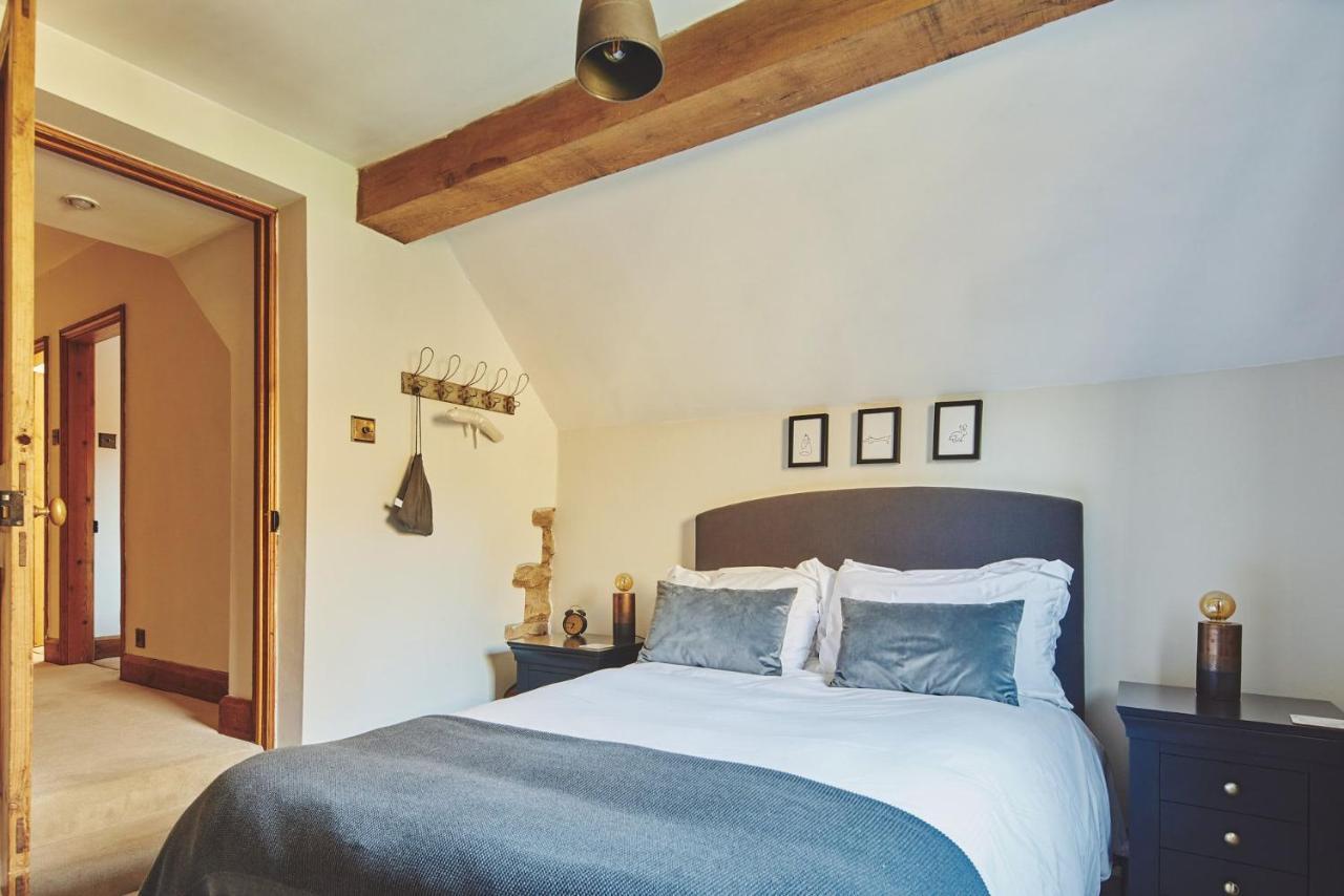 Large Stylish Luxury Cotswold Cottage - Ideal For Families, W/ Ev Charging Andoversford Eksteriør bilde